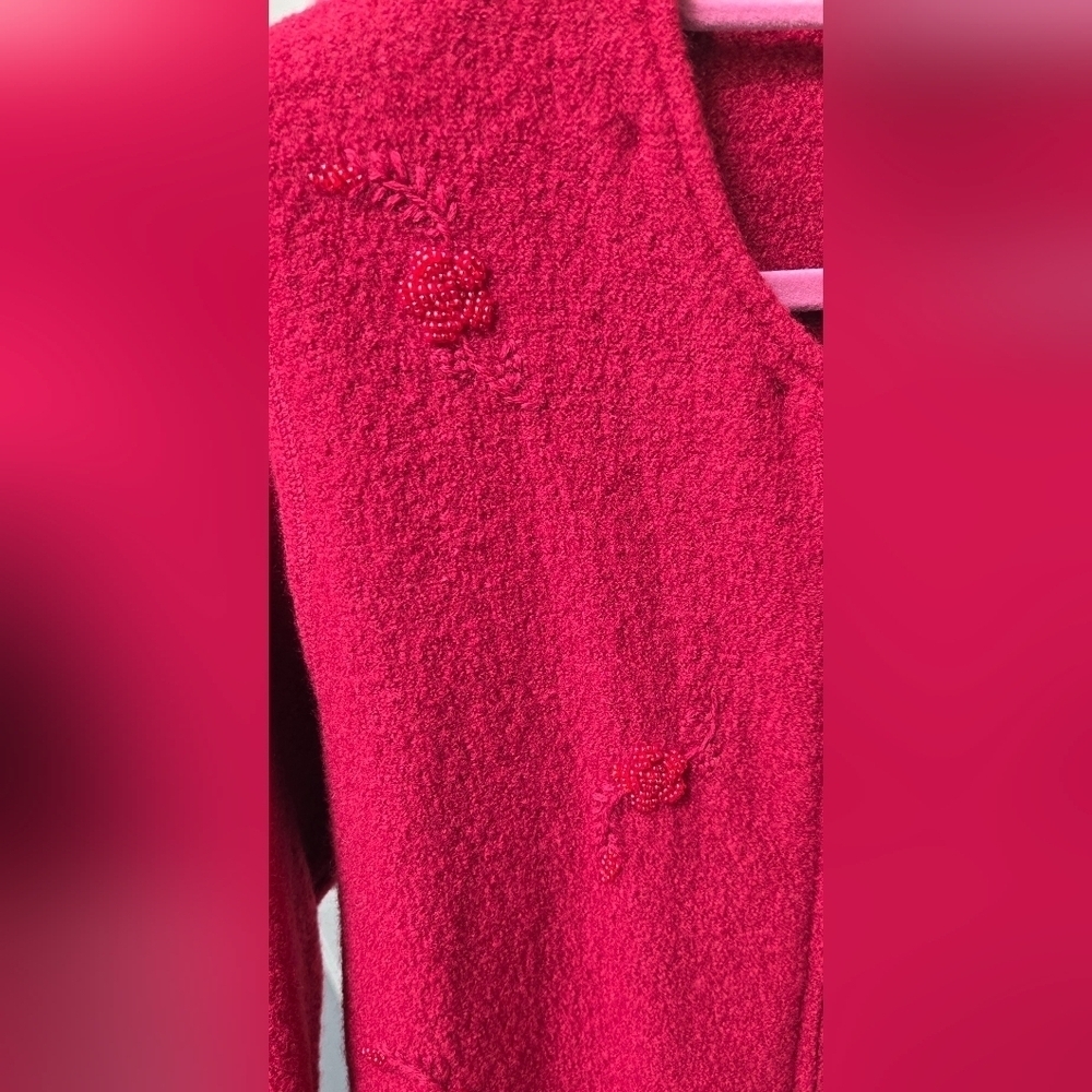 Vintage Conrad C 100% Wool Deep Red Full Zip Pocket Open Hand Beaded Cardigan - Picture 13 of 14